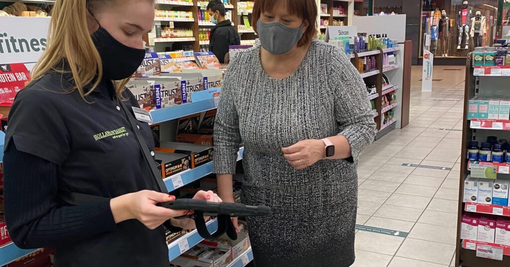 H&B staff using Mercaux